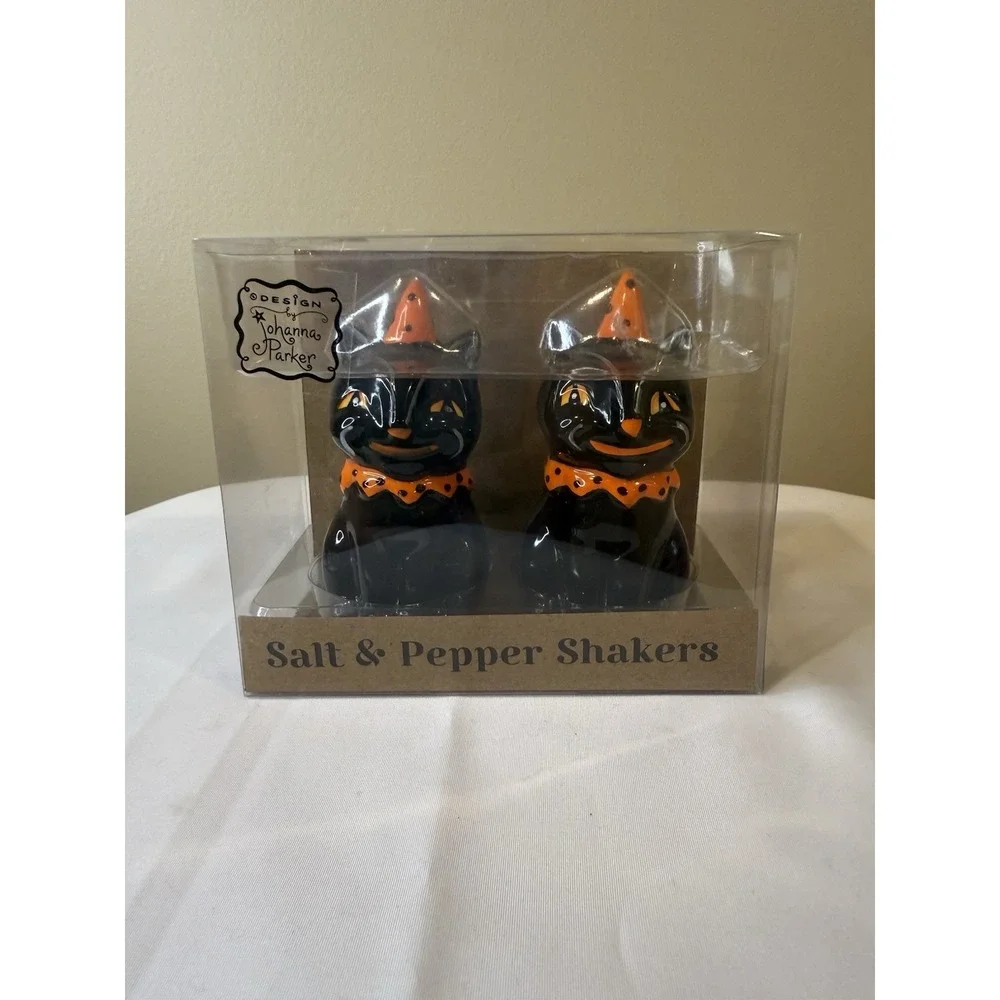 Johanna Parker Halloween Grinning CAT Salt and Pepper Shakers‎ Vintage Style NEW